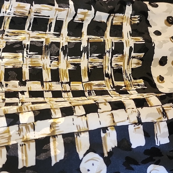 Vitnage Skirt & Sweater Set - Picture 3 of 9